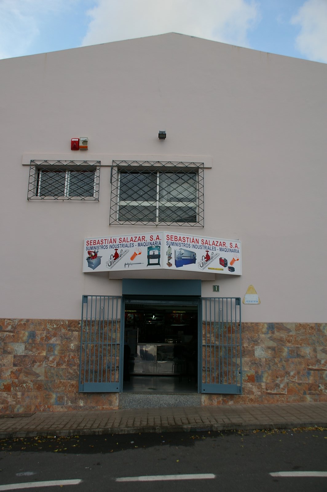 info-image-1